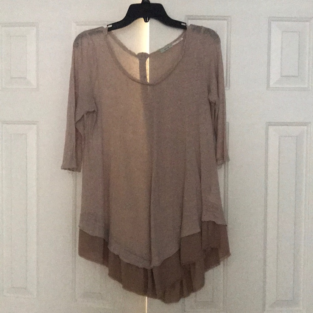 Fringe/layered ruffled half sleeve blush shirt